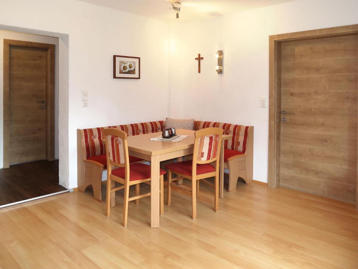 Apartment Pelinka - PTZ201 Prutz Bagian luar foto